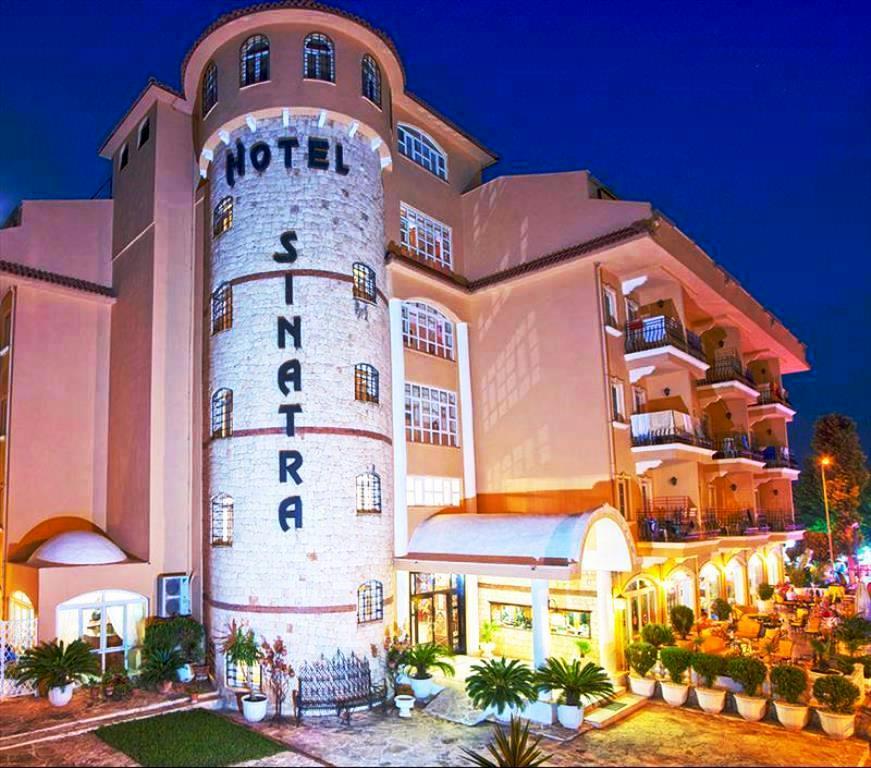 HOTEL SINATRA